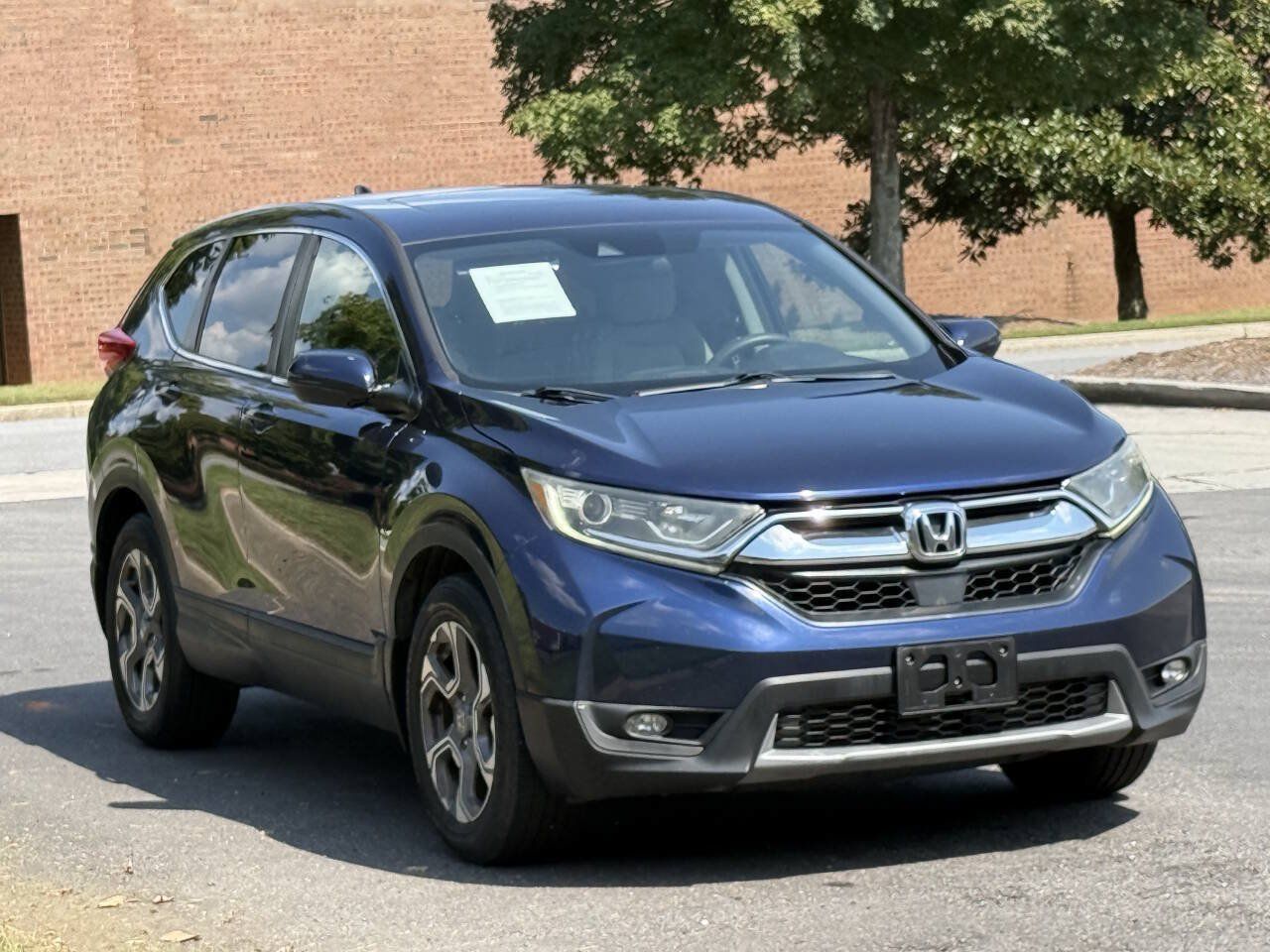Used 2017 Honda CR-V EX image 3