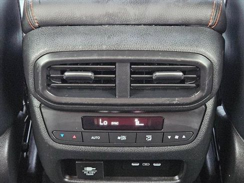 Used 2024 Honda Pilot TrailSport image 17