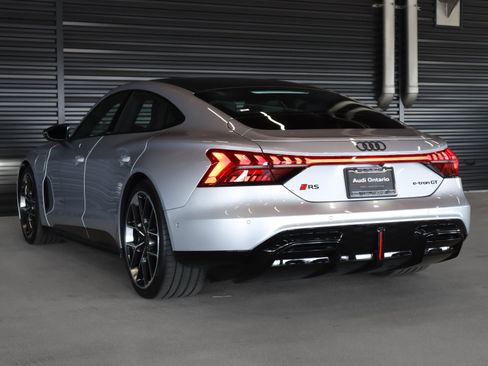 New 2026 Audi RS e-tron GT performance AWD/4WD image 2