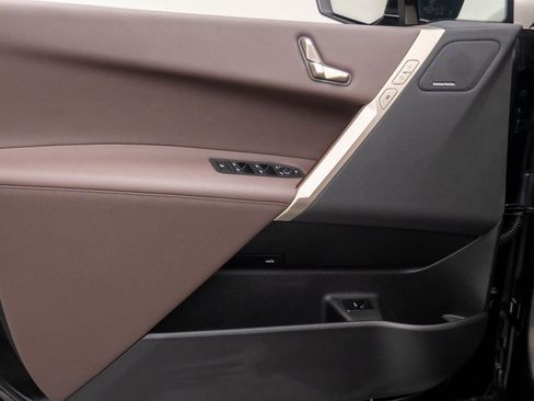 New 2026 BMW iX xDrive45 image 13