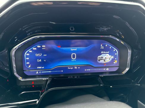 Used 2024 Chevrolet Silverado 1500 LT Trail Boss image 10