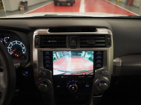 Certified 2020 Toyota 4Runner SR5 Premium w/ Moonroof Package image 20