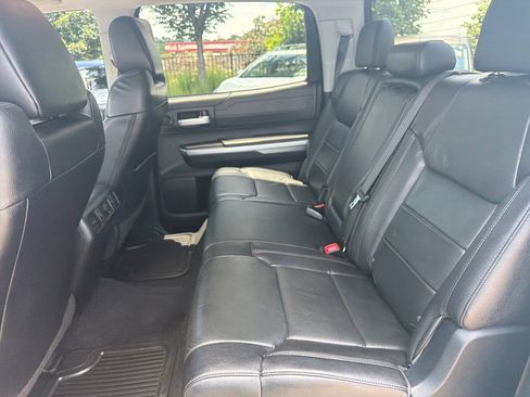 Used 2017 Toyota Tundra Limited w/ Limited Premium Package AWD/4WD image 27