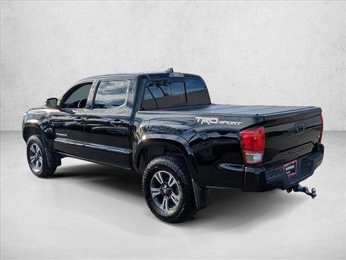 Certified 2017 Toyota Tacoma TRD Sport image 7