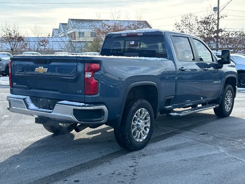 Used 2024 Chevrolet Silverado 2500 LT w/ Convenience Package image 4