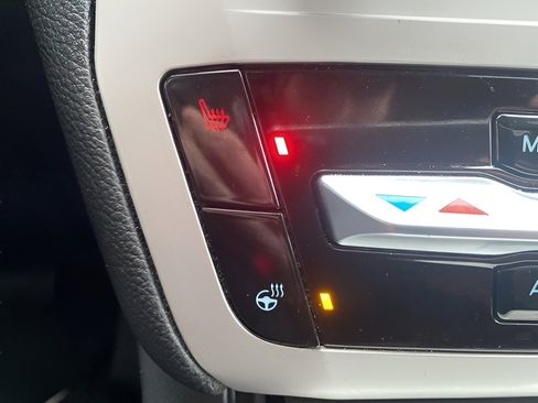 Used 2023 Ford Explorer XLT w/ Equipment Group 202A image 51