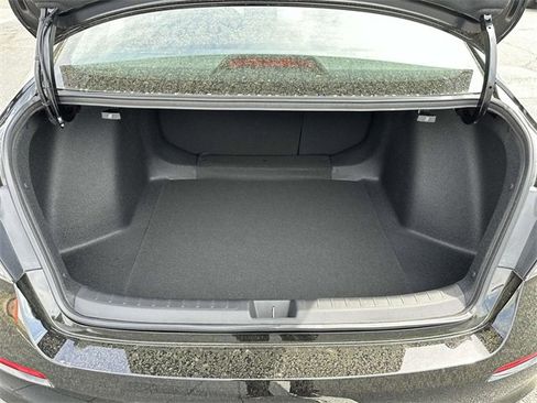 Used 2025 Honda Civic Sport image 10
