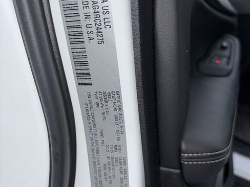 Used 2024 Jeep Grand Cherokee Laredo X w/ Luxury Tech Group I image 43