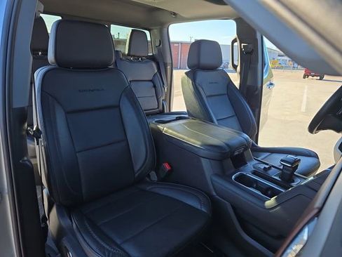 Used 2024 GMC Sierra 1500 Denali w/ Technology Package image 10