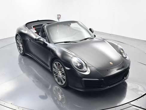 Certified 2019 Porsche 911 Carrera 4S AWD/4WD image 50