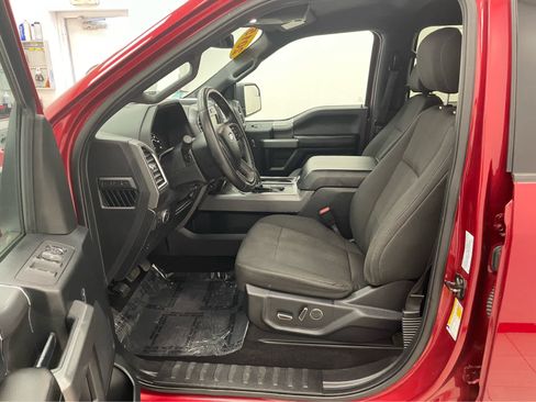 Used 2015 Ford F150 XLT w/ Equipment Group 302A Luxury AWD/4WD image 7