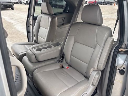 Used 2014 Honda Odyssey Touring image 10