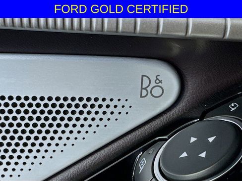 Used 2025 Ford Explorer Platinum w/ LUX Leather Package image 19