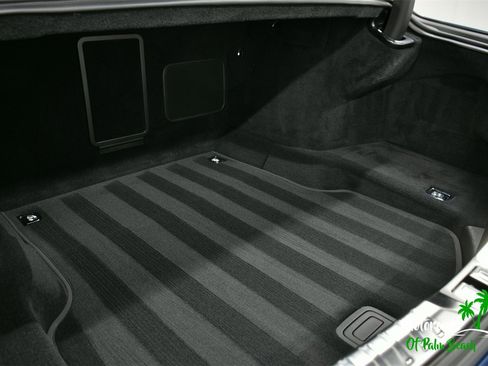 Used 2023 Bentley Flying Spur W12 image 70