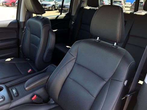 Used 2023 Honda Ridgeline RTL-E image 14