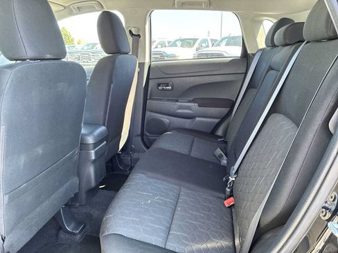 Used 2025 Mitsubishi Outlander Sport ES AWD/4WD image 23