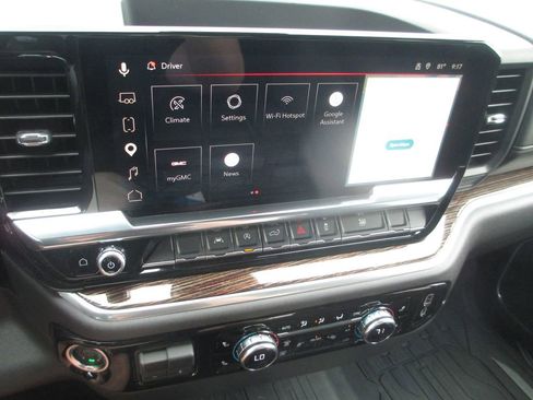 Used 2026 GMC Sierra 1500 Elevation AWD/4WD image 29