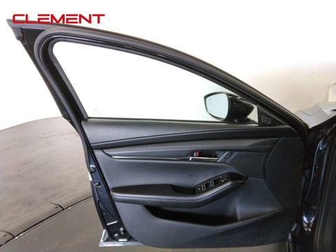 Used 2025 MAZDA MAZDA3 s image 25