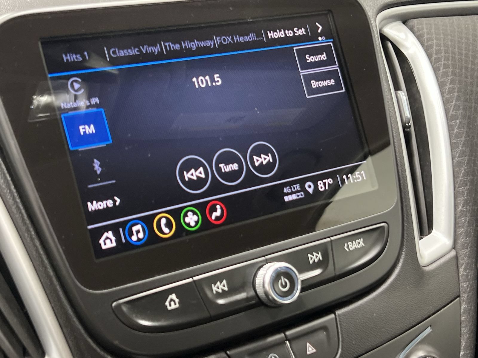 Used 2024 Chevrolet Malibu LT FWD image 16