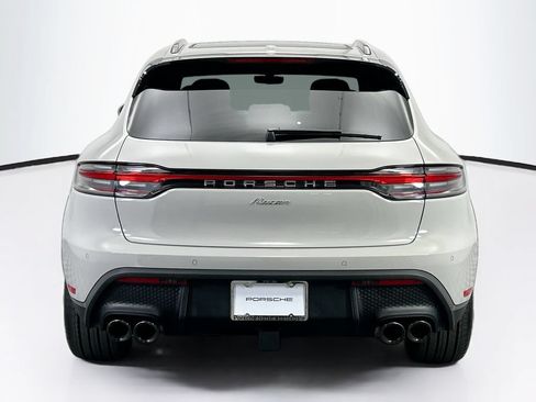Used 2026 Porsche Macan AWD/4WD image 6