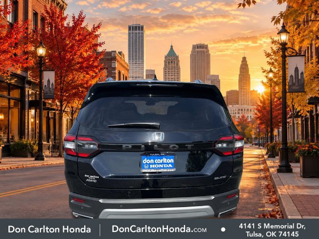 Used 2025 Honda Pilot Elite image 5