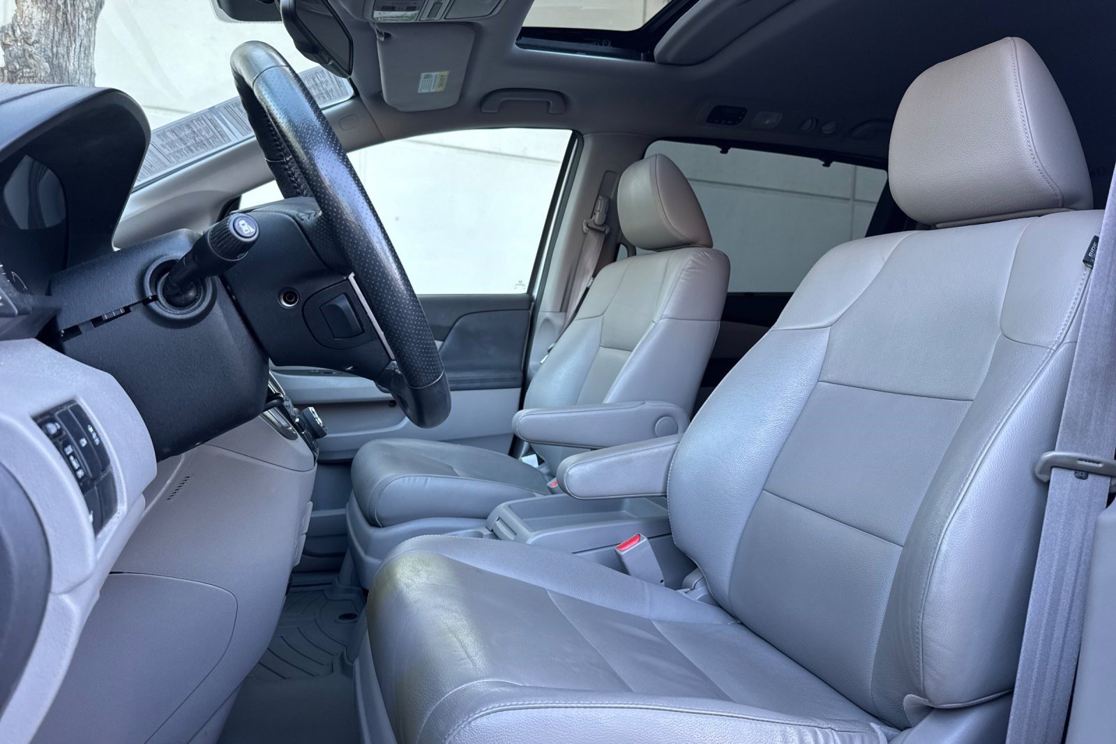 Used 2014 Honda Odyssey EX-L image 5
