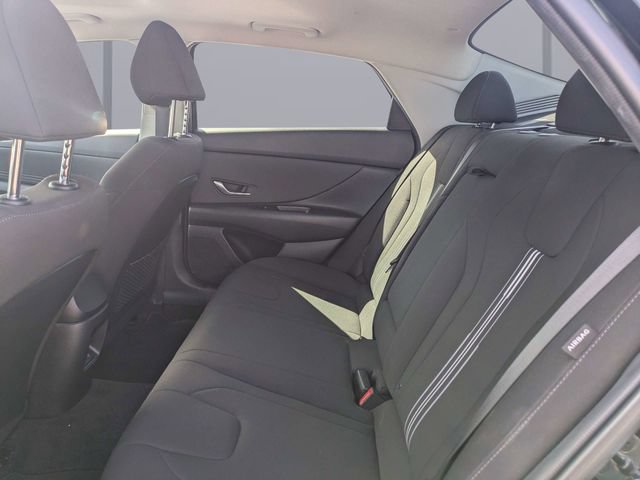Used 2024 Hyundai Elantra SEL w/ Convenience Package FWD image 12