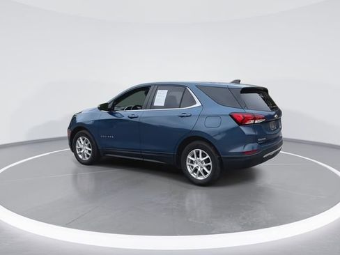 Used 2024 Chevrolet Equinox LT FWD image 8