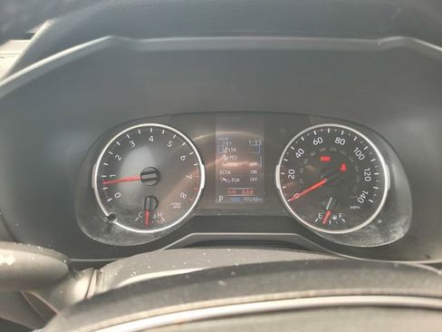 Used 2022 Toyota RAV4 XLE Premium FWD image 29