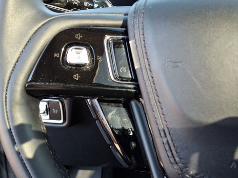 Certified 2023 Lincoln Aviator AWD w/ Premium Package image 22