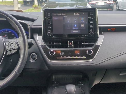 Used 2020 Toyota Corolla XLE w/ Carpet Mat Package (TMS) FWD image 18