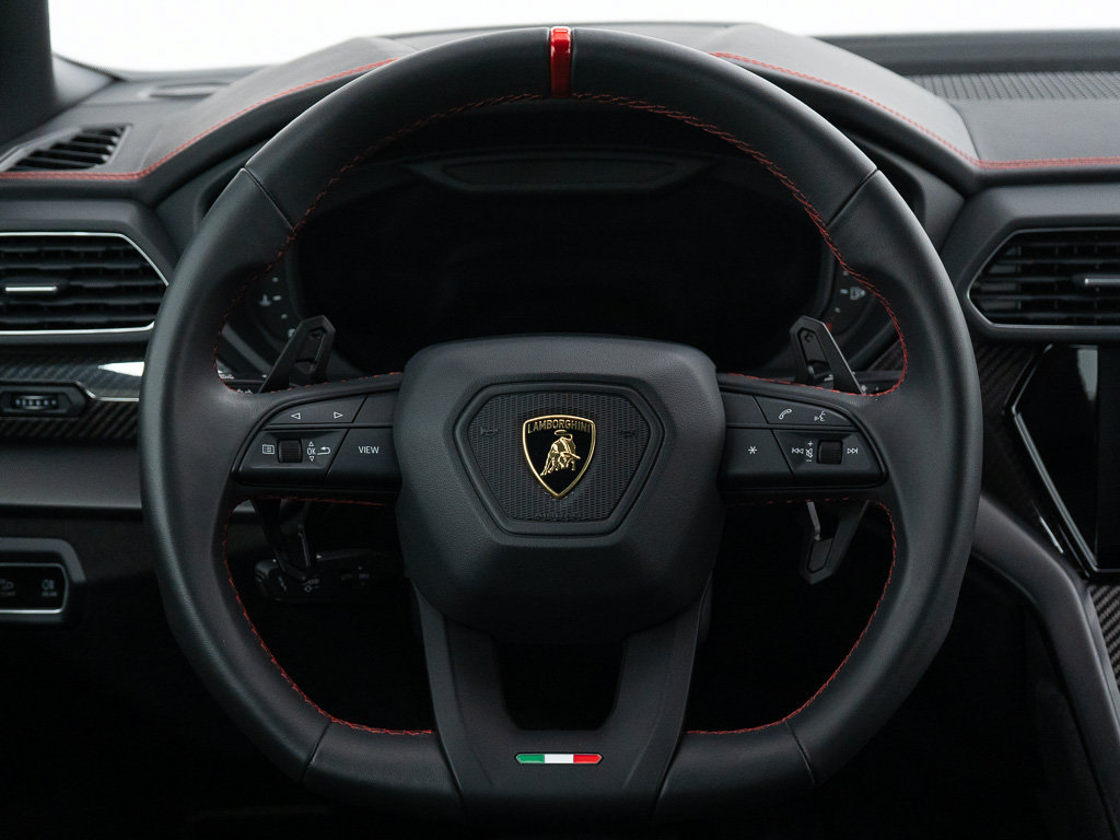 Used 2024 Lamborghini Urus Performante AWD/4WD image 31