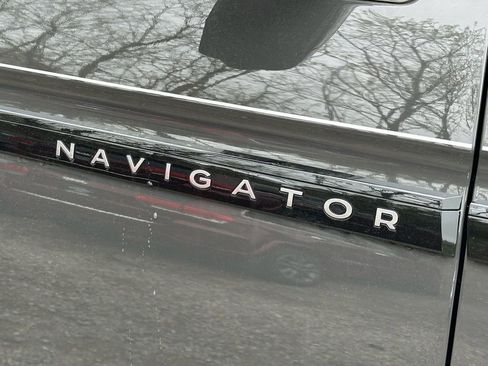 New 2025 Lincoln Navigator Black Label AWD/4WD image 29
