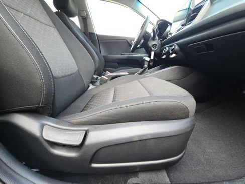 Used 2021 Kia Rio LX image 14