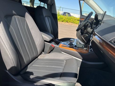 Used 2023 Audi Q5 2.0T Premium Plus image 42