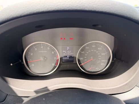 Used 2015 Subaru Crosstrek 2.0i Premium AWD/4WD image 10