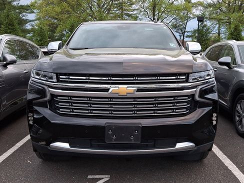 Used 2023 Chevrolet Tahoe Premier AWD/4WD image 3