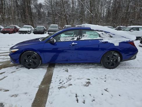 New 2026 Hyundai Elantra Sport w/ Cargo Package image 2