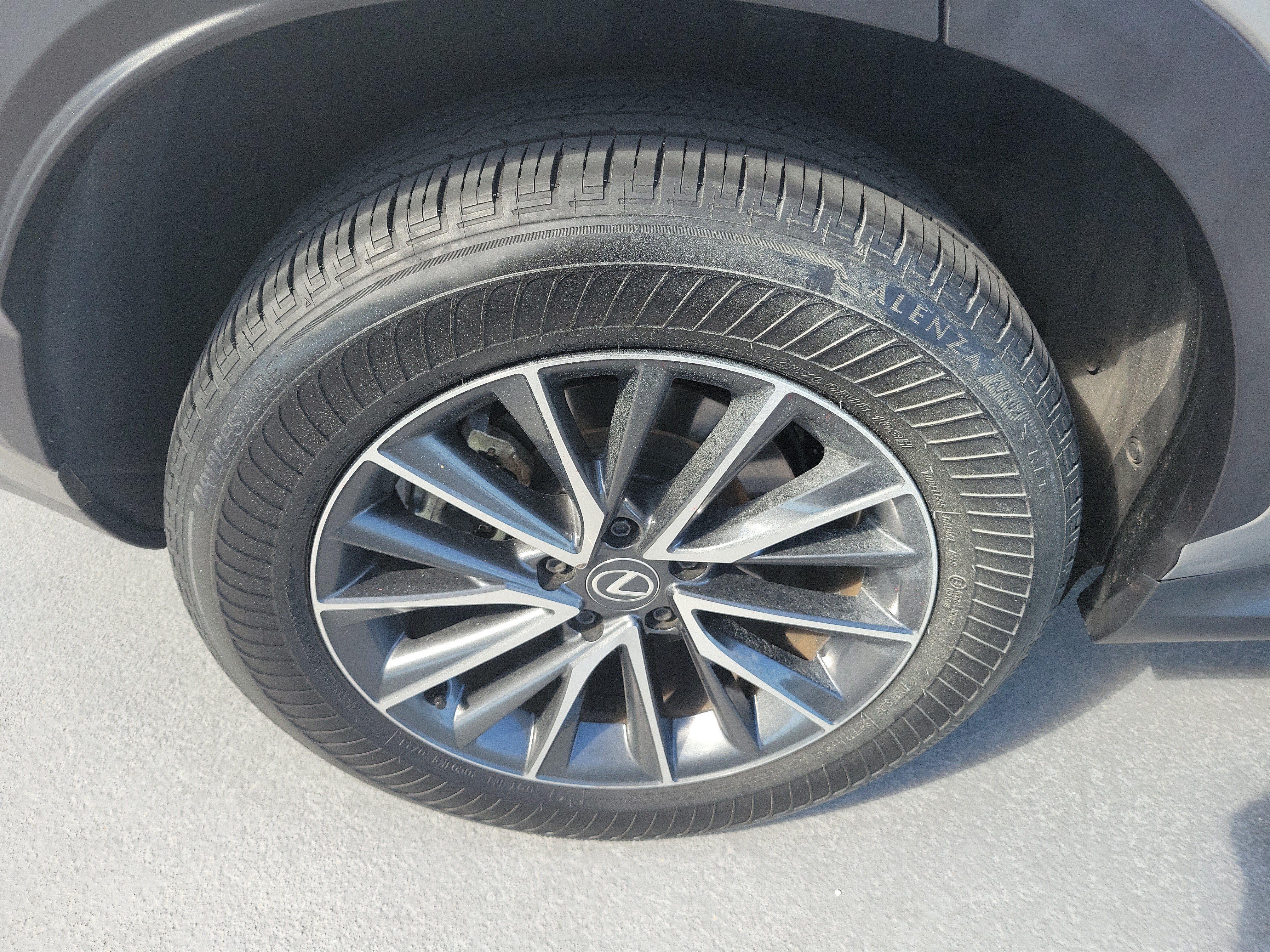 Used 2025 Lexus NX 250 FWD w/ Accessory Package (Z2) image 7