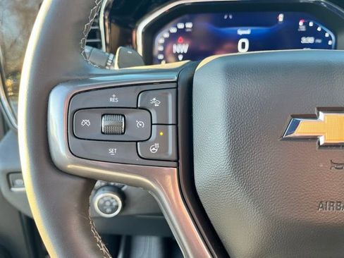 Used 2024 Chevrolet Silverado 1500 High Country w/ High Country Premium Package image 33