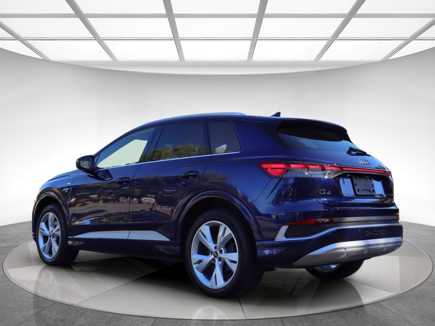 Used 2023 Audi Q4 e-tron Premium Plus w/ Premium Plus AWD/4WD image 8