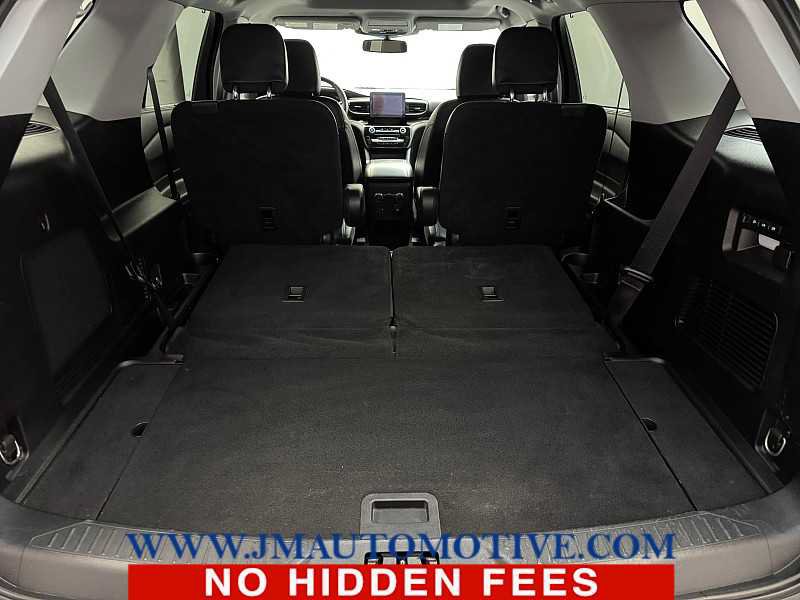 Used 2021 Ford Explorer Limited w/ Equipment Group 301A AWD/4WD image 18