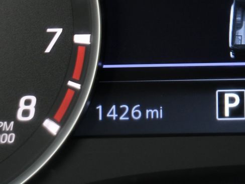 Used 2025 Nissan Frontier SV image 22