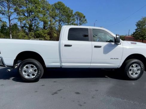 Used 2025 RAM 2500 Big Horn image 9