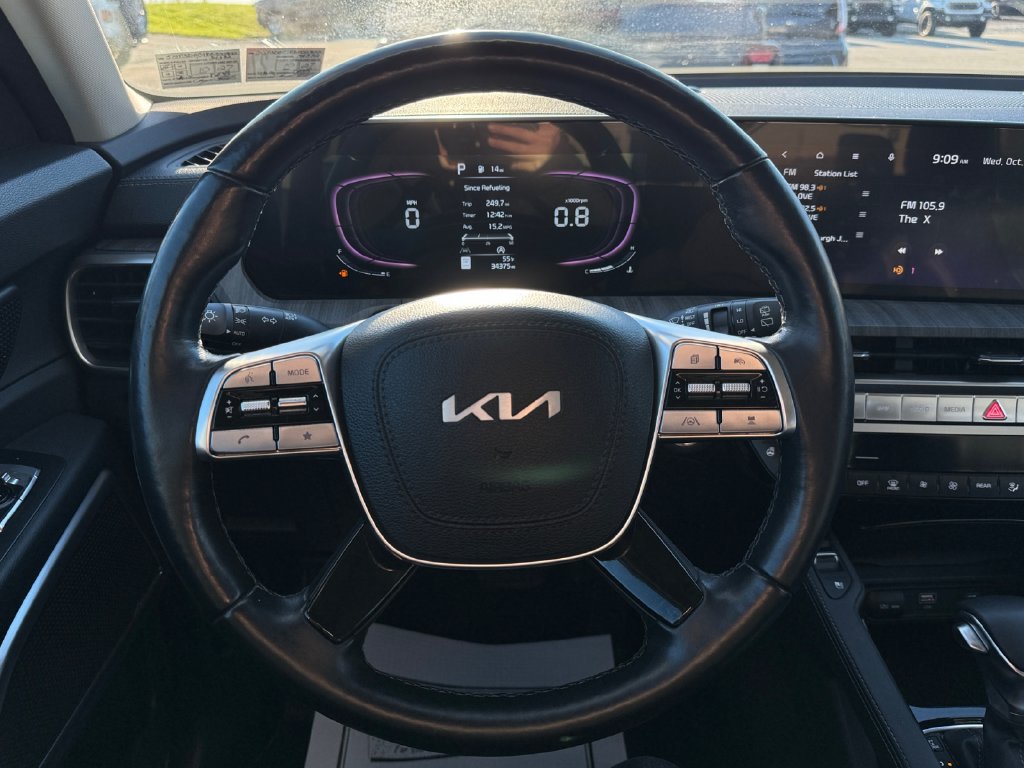 Certified 2024 Kia Telluride EX w/ EX Captain's Chair Package AWD/4WD image 15