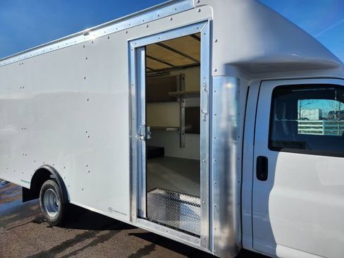 New 2026 Chevrolet Express 4500 w/ Power Convenience Package image 16