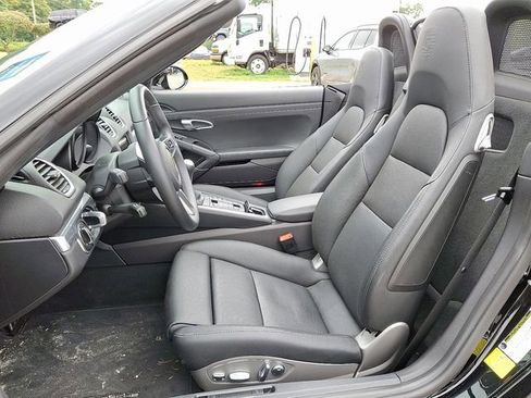 Used 2022 Porsche 718 Boxster S image 12