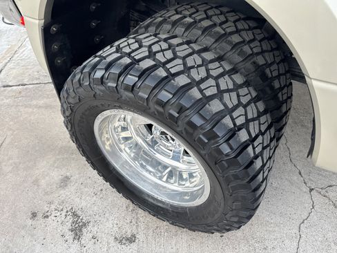 Used 2017 Ford F350 Lariat w/ Lariat Ultimate Package image 9