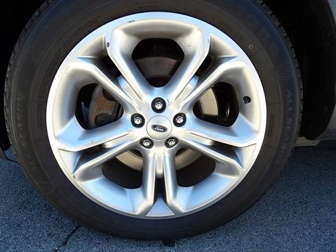 Used 2015 Ford Explorer Limited w/ Equipment Group 301A AWD/4WD image 9