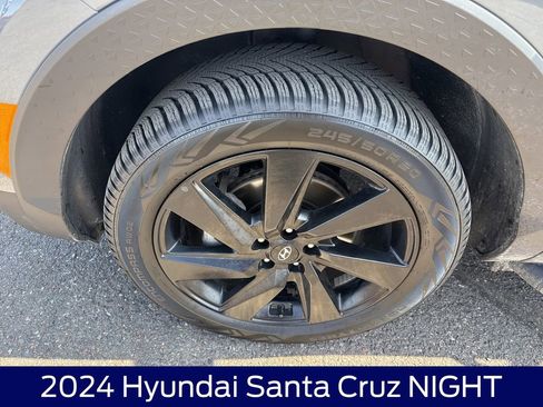 Used 2024 Hyundai Santa Cruz Night AWD/4WD image 15